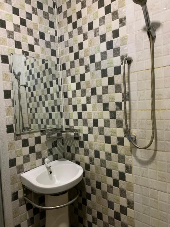 קוטה בארו Aina Guest House מראה חיצוני תמונה